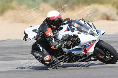 media/Nov-16-2025-Race Pace (Sun) [[8c5fa54630]]/Verified Riders/5-Turn 9 (1135am)/